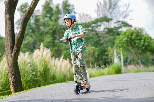 What age can you ride an electric scooter？