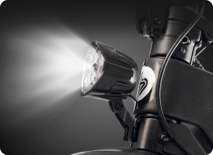 BRIGHT FRONT LIGHT