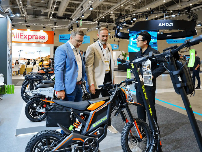 Visitors exploring isinwheel products at IFA Berlin 2026